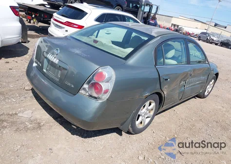 2005 Nissan Altima 2.5 S from USA, damaged, VIN 1N4AL11D65C333138